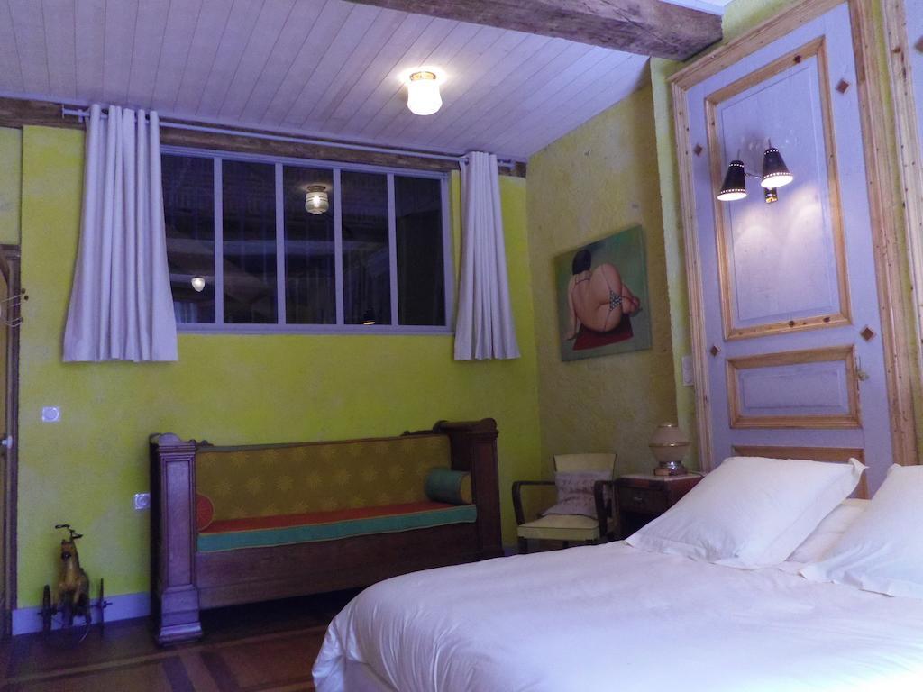 Place Des Nobles Bed and Breakfast Cuiseaux Værelse billede