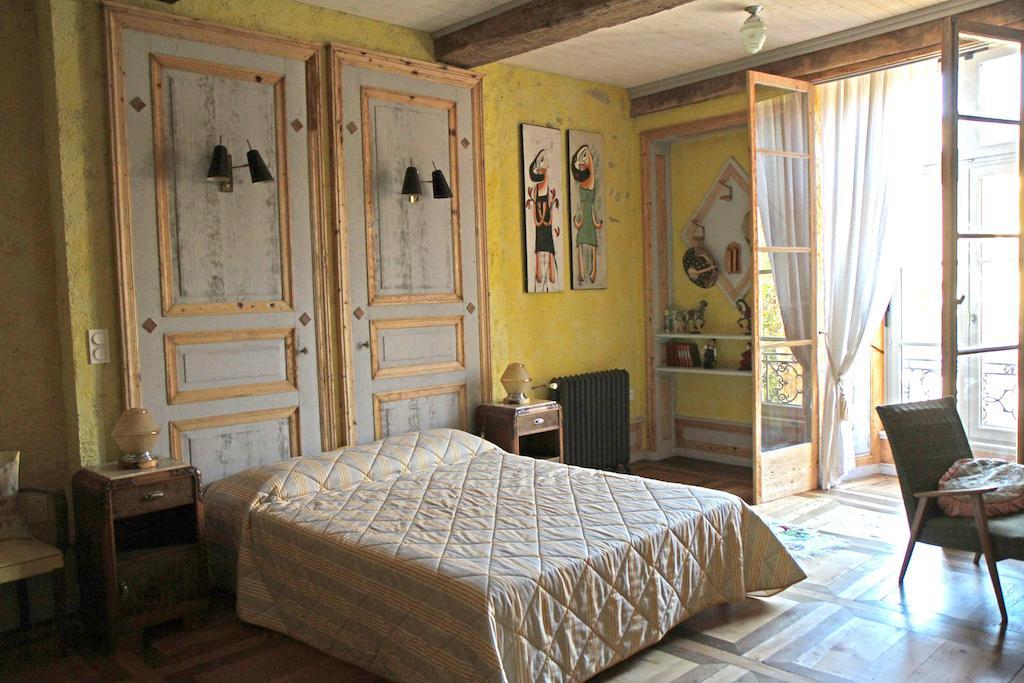 Place Des Nobles Bed and Breakfast Cuiseaux Værelse billede